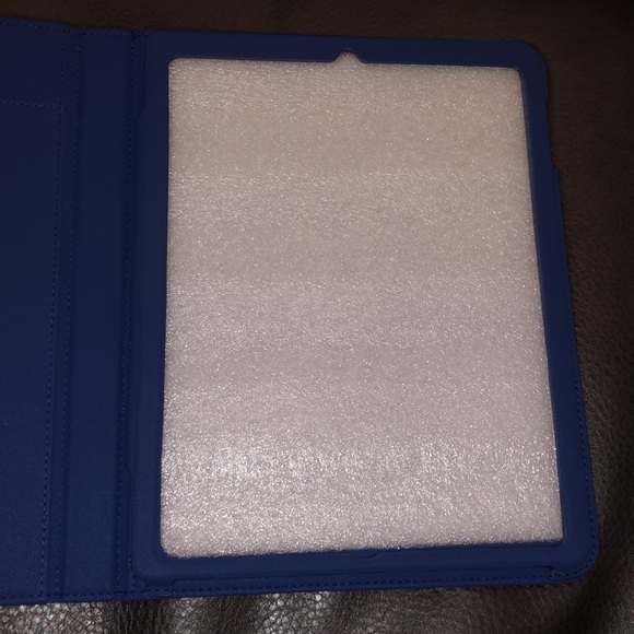 NWOT Vera Bradley IPad 2 or later case - Picture 8 of 11